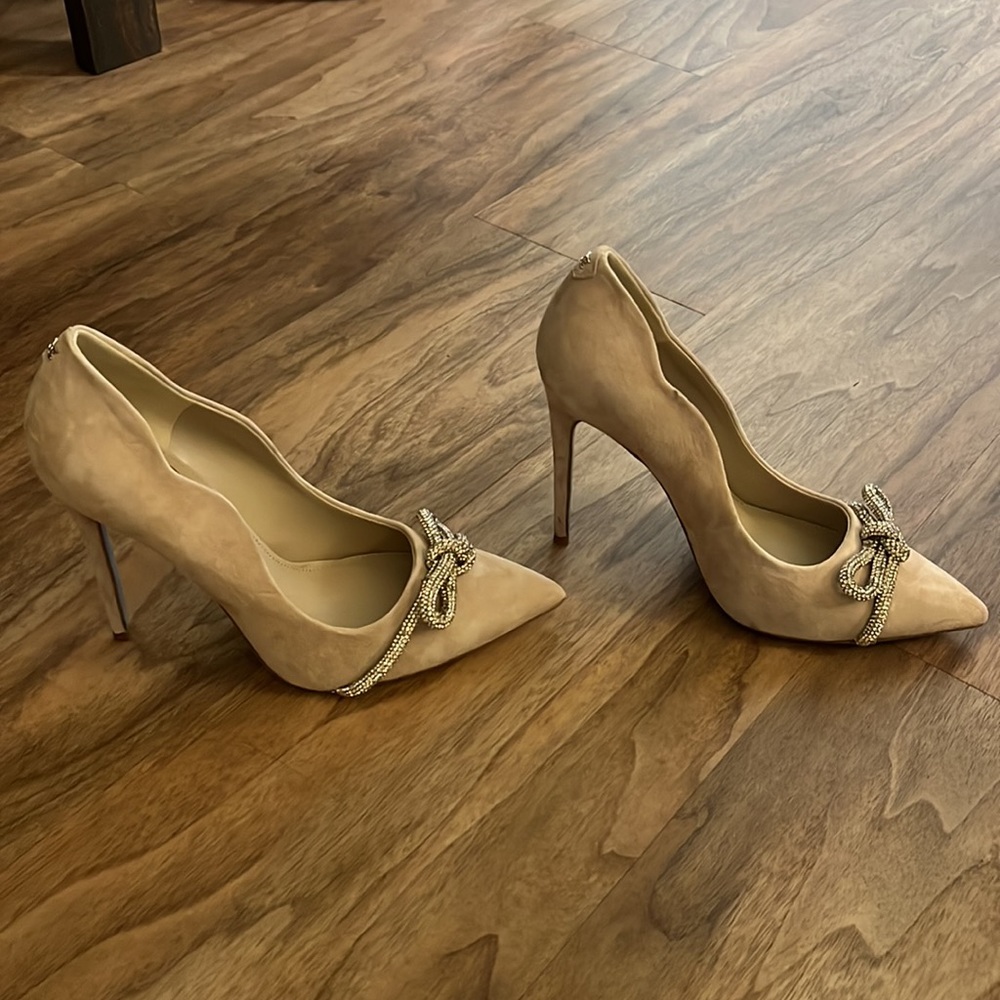 Sam Edelman Deela Pumps size 8